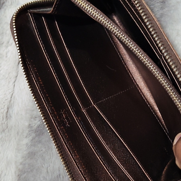 Prada Zip Wallet | Plum Saffiano Leather - Picture 9 of 16